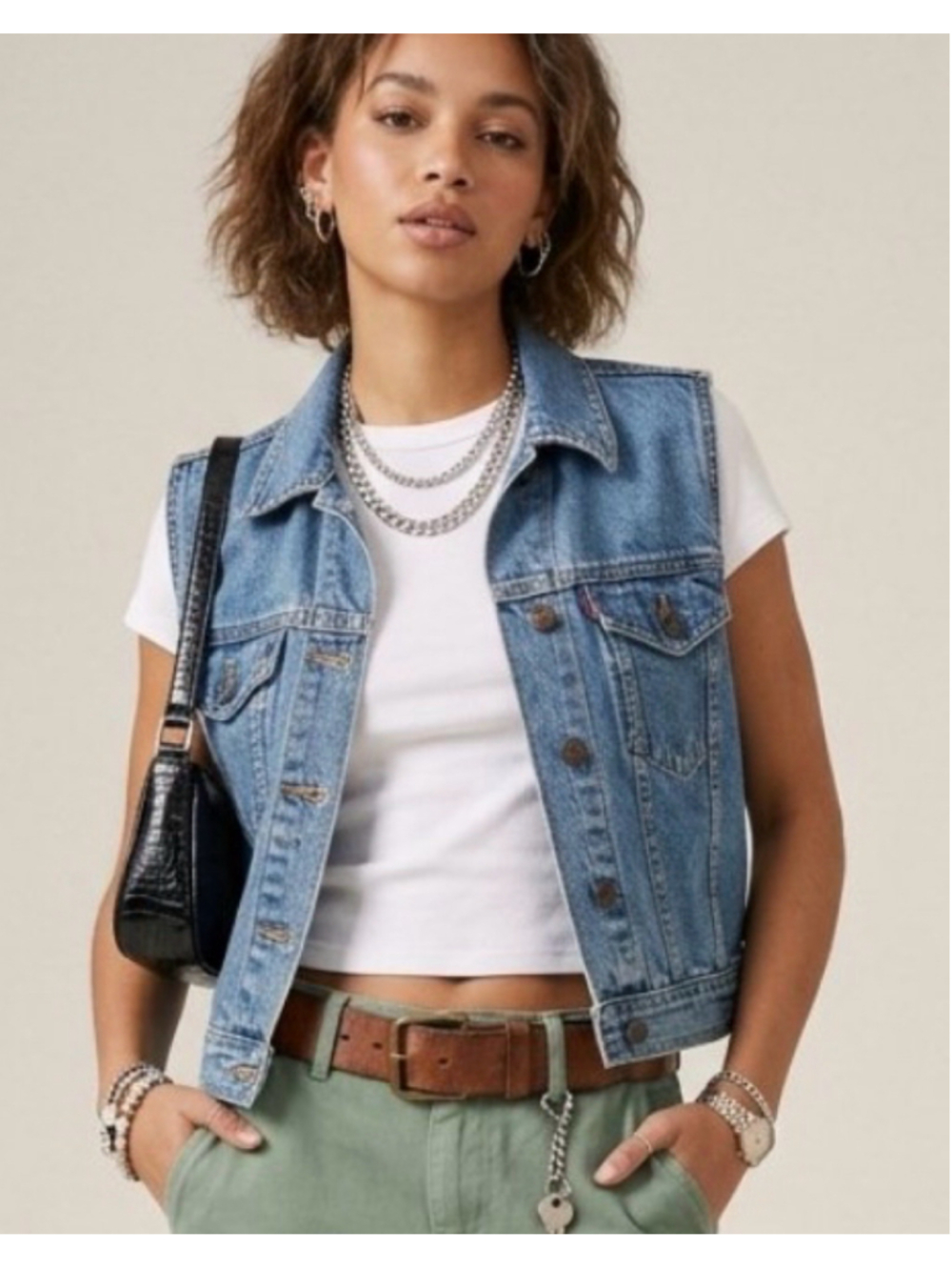 Vintage Levi’s Cropped Denim Vest Medium Wash White Tab Trucker Jacket M 2112